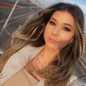 Meet your Posher, Marissa